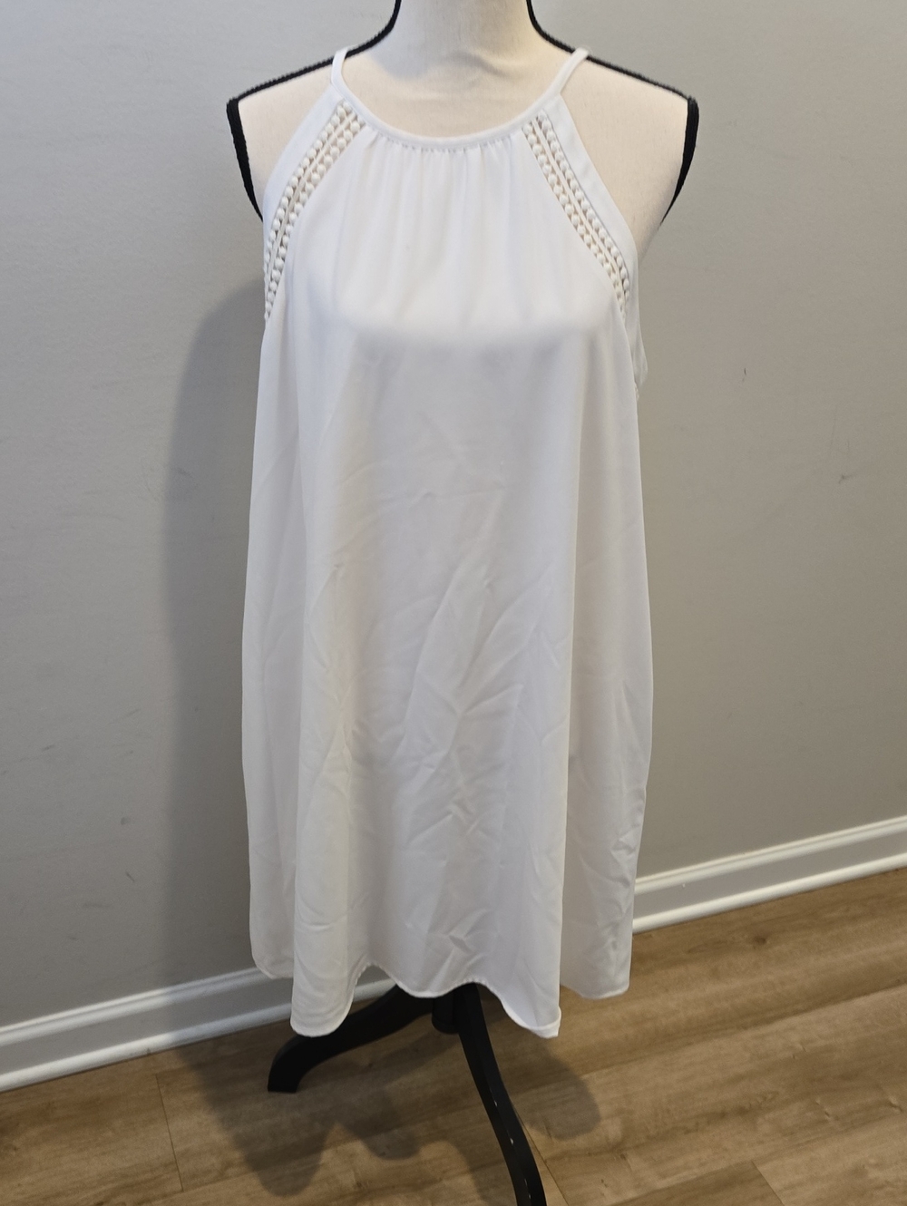 White Halter Neck Crochet Trim Dress